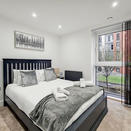 Free Parking - Stylish Three Bedroom Apartment By London Excel Exterior foto