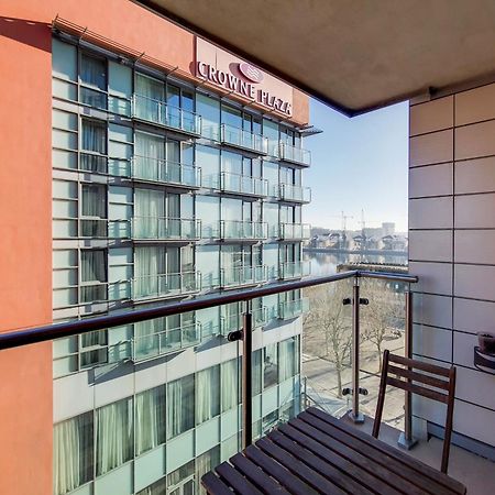 Free Parking - Stylish Three Bedroom Apartment By London Excel Exterior foto